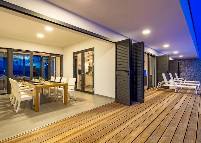 Awesome Home In Kosljun Prázdninový dům *