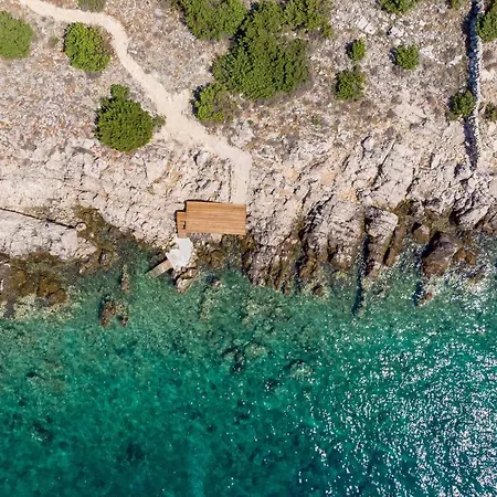 Nyaraló Awesome Home In Kosljun *