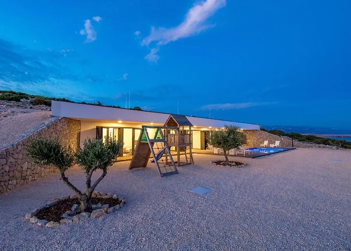 Awesome Home In Kosljun *