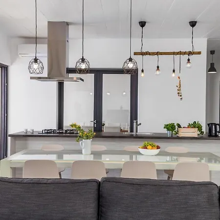 Lovely Home In Kosljun