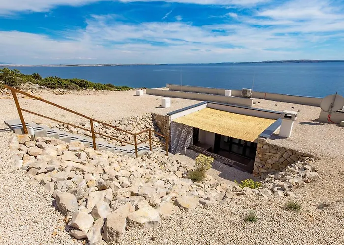 Awesome Home In Kosljun