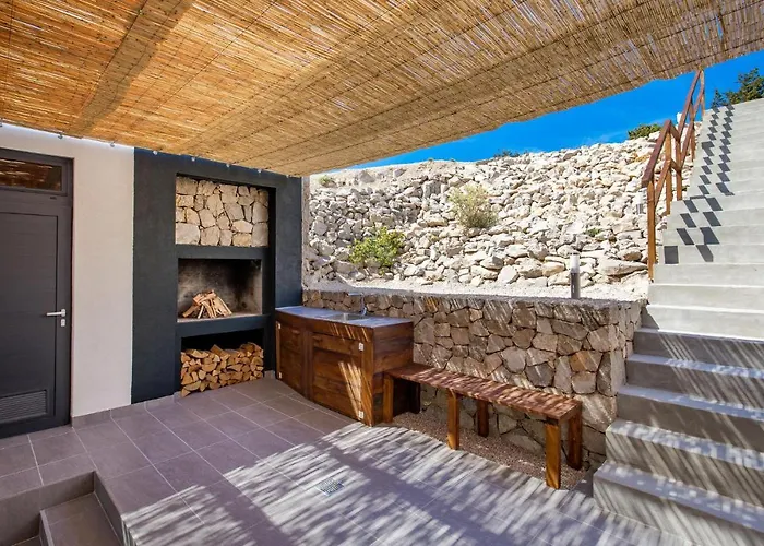 Awesome Home In Kosljun *