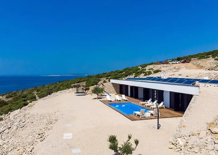 Awesome Home In Kosljun Vikendica *