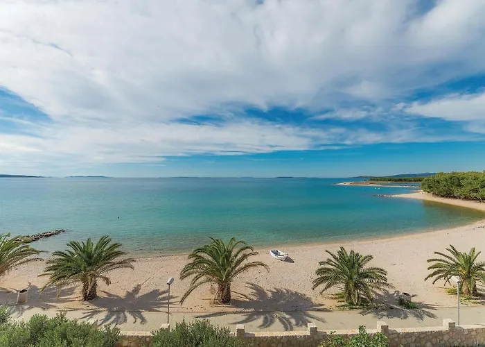 Awesome Home In Kosljun Vikendica Kosljun