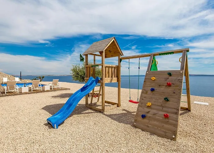 Awesome Home In Kosljun