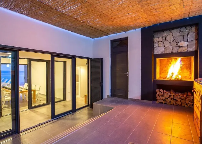 Awesome Home In Kosljun * Kosljun