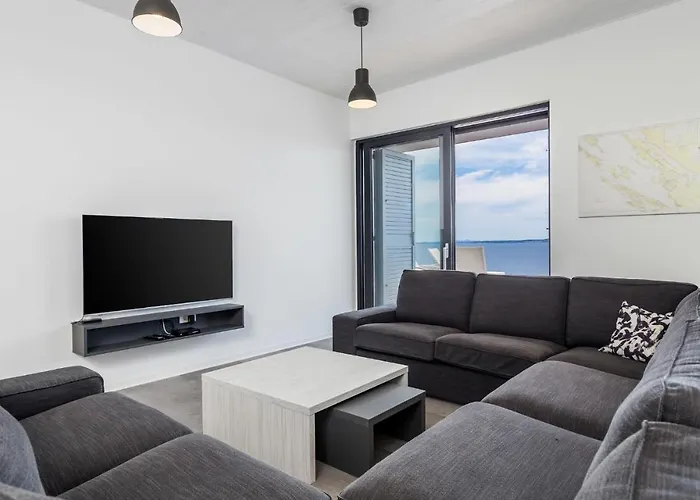 Awesome Home In Kosljun * Kosljun