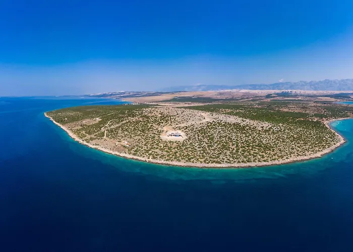 Awesome Home In Kosljun Vikendica