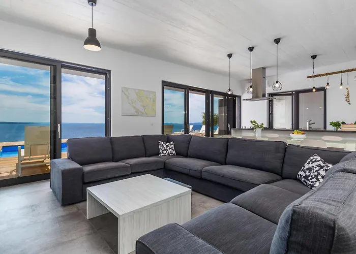 Awesome Home In Kosljun Vikendica Kosljun