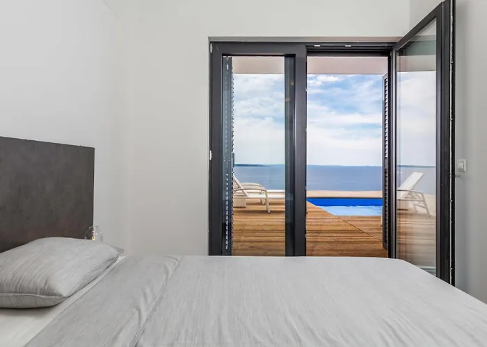 Awesome Home In Kosljun